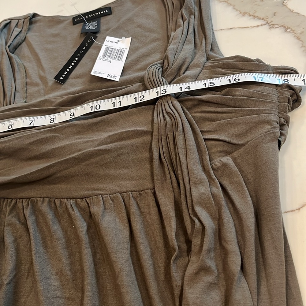 Grace Elements Olive Green Top. Sz Lg. Very flattering bust line. - Picture 8 of 11